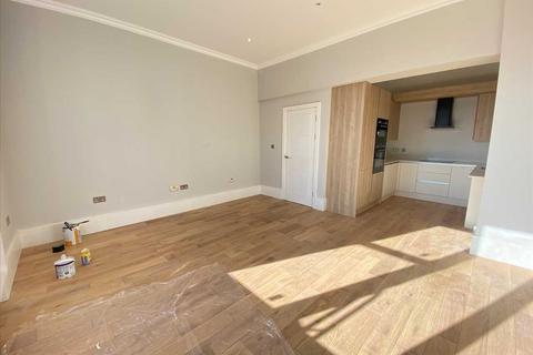 2 bedroom apartment for sale, Castlebar Road, Ealing, Ealing