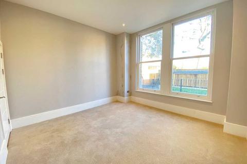 2 bedroom apartment for sale, Castlebar Road, Ealing, Ealing