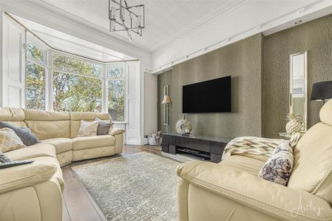 4 bedroom detached house for sale, Woodlands, Gowerton, Swansea