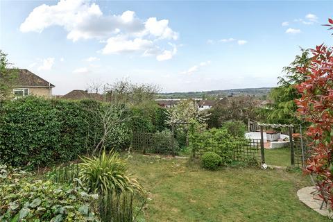 4 bedroom detached house for sale, Hillary Road, Farnham, Surrey, GU9