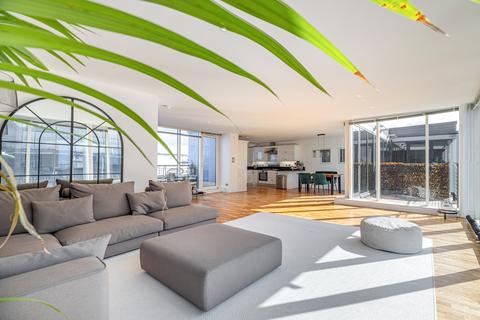 3 bedroom penthouse for sale, South Frederick Street, Merchant City, Glasgow City
