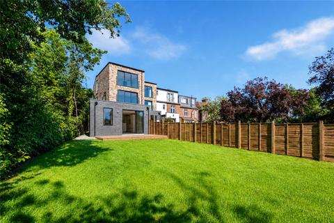 4 bedroom semi-detached house for sale, Blake Road, N11