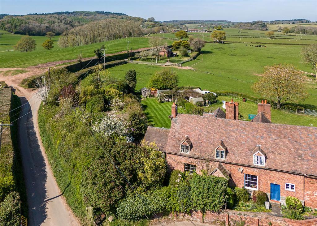 82 Haughton Cottages-drone-2.jpg