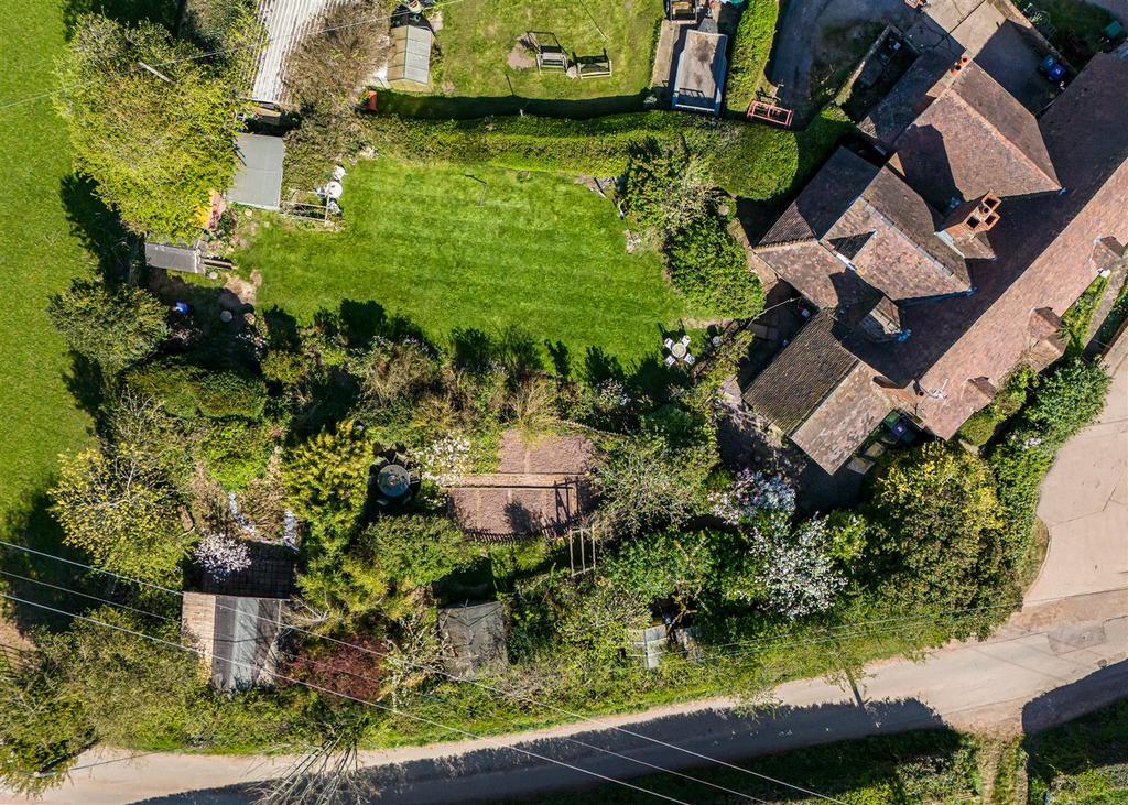 82 Haughton Cottages-drone-6.jpg