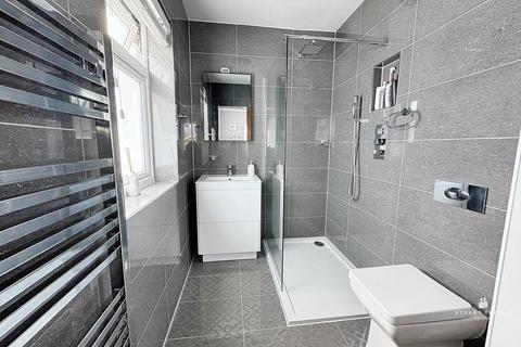 28 Broomfield, Benfleet, SS7 2SW