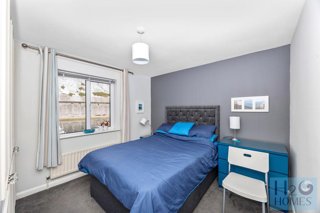 Victory Mews, 54-001