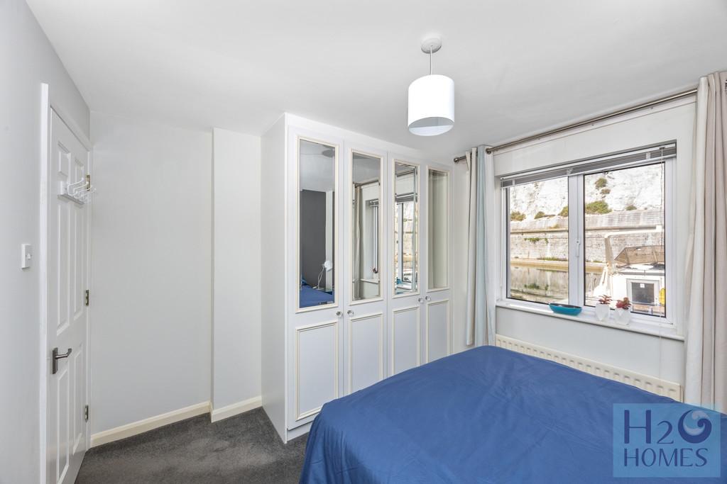 Victory Mews, 54-002