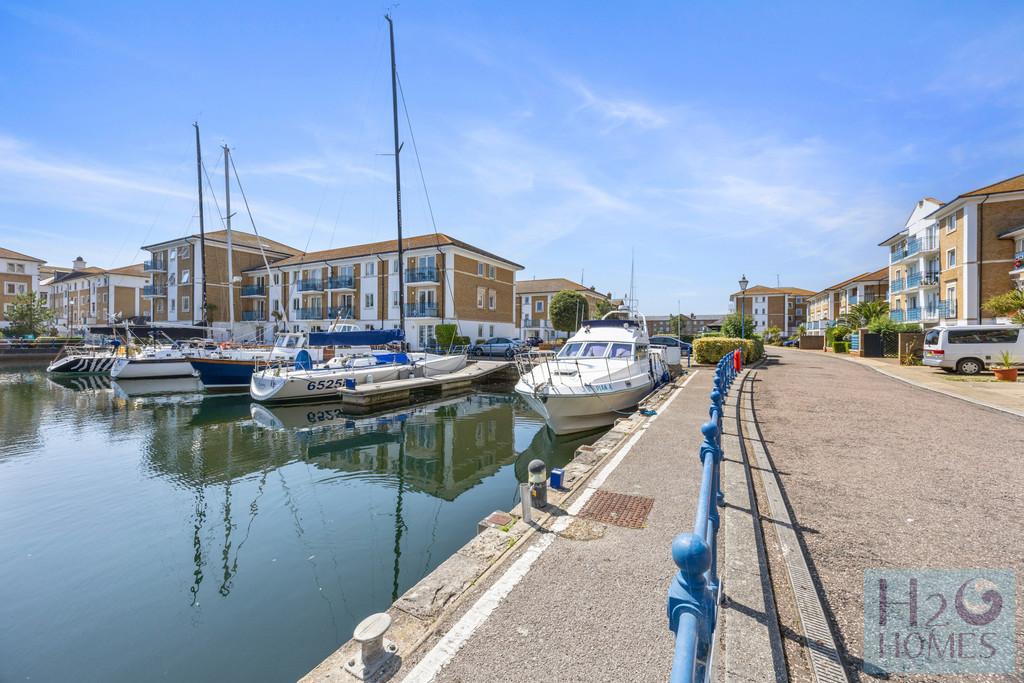 Victory Mews, 54-022