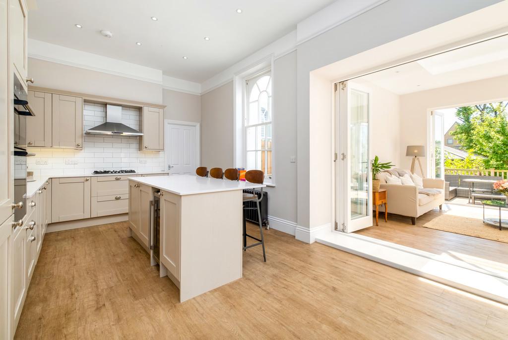 11 Belgrove Place-7