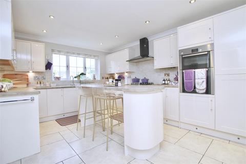 4 bedroom detached house for sale, Main Street, Foston, Grantham