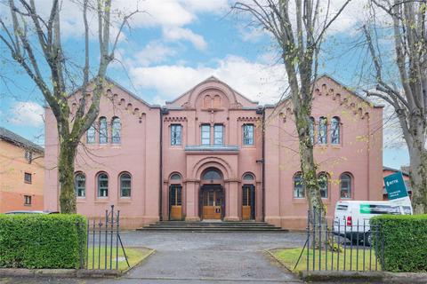 3 bedroom apartment to rent, Falloch Road, Glasgow