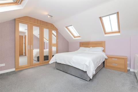 3 bedroom apartment to rent, Falloch Road, Glasgow