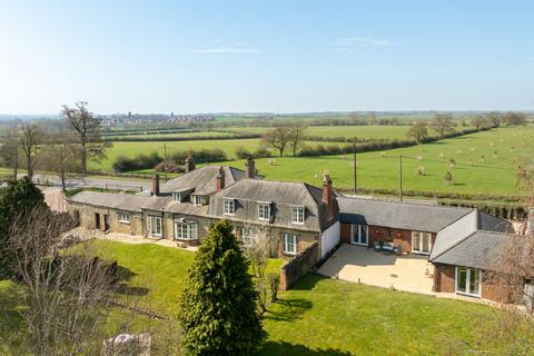 undefined, Long Crendon Road, Thame, Buckinghamshire, OX9
