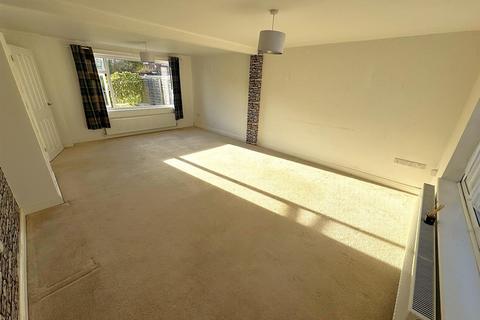 1 Cam Close, Corby, NN17 2LJ