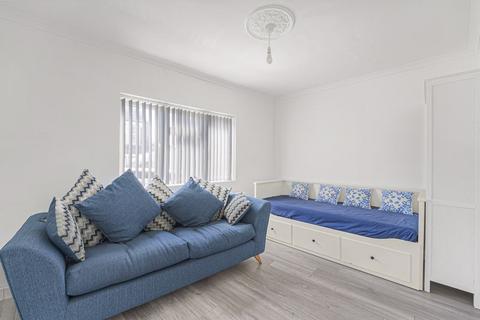 77 Cray Road, Sidcup, DA14 5DL