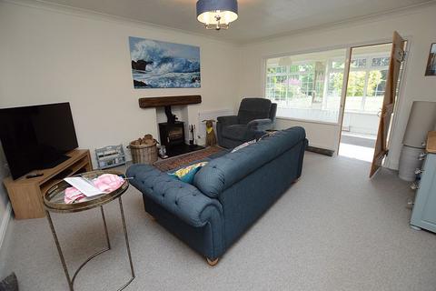 4 bedroom detached house for sale, Elizabethan House, 58 High Street, Coningsby