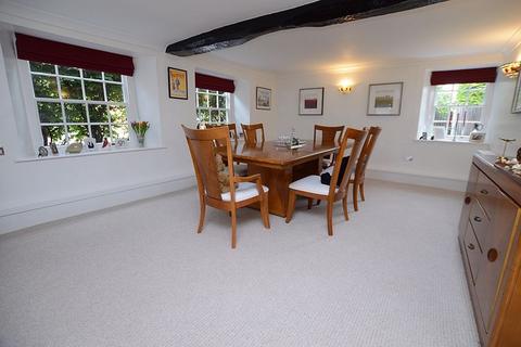4 bedroom detached house for sale, Elizabethan House, 58 High Street, Coningsby