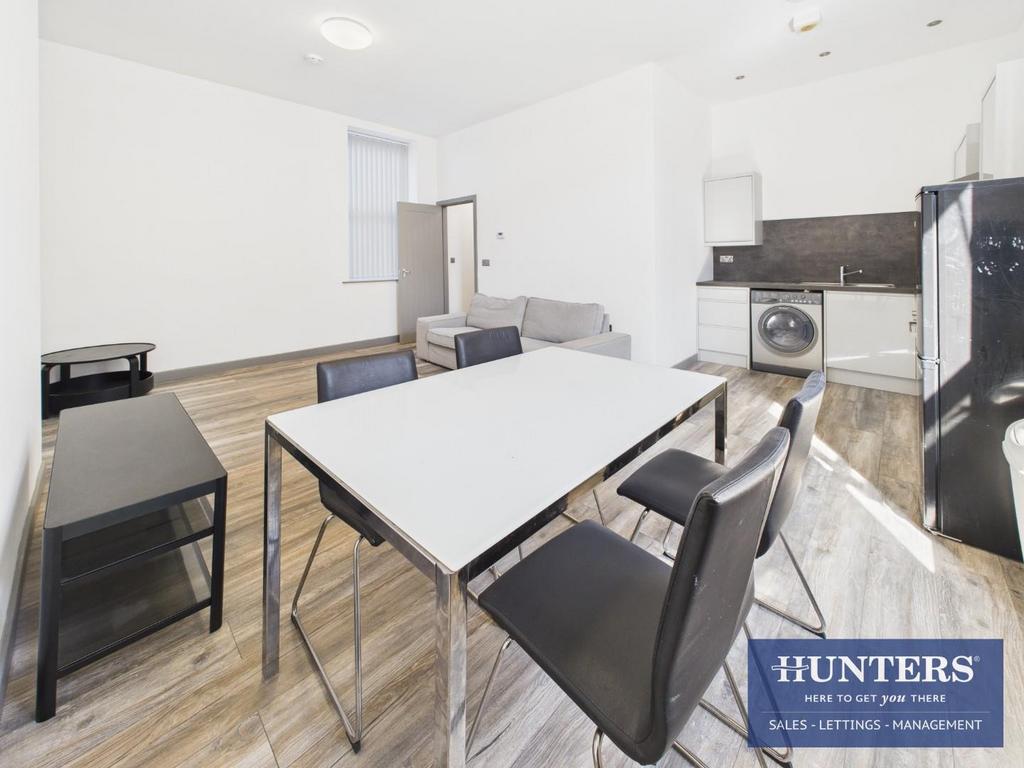 Sitting Room/Dining
