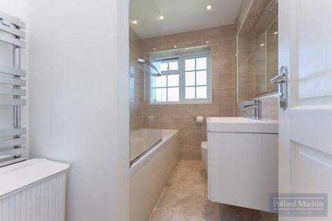 5 Turnstone Close, South Croydon, CR2 8SP