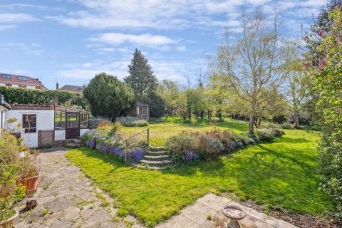3 bedroom detached bungalow for sale, Elms Road, Chalfont St Peter
