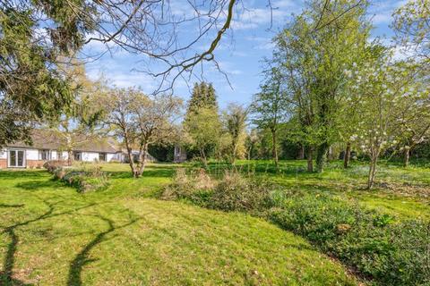 3 bedroom detached bungalow for sale, Elms Road, Chalfont St Peter
