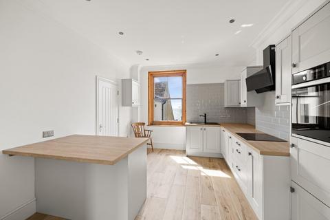 3 bedroom maisonette for sale, Sandgate High Street, Sandgate, Folkestone, CT20