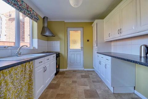3 bedroom semi-detached house for sale, Collum Avenue, Scunthorpe