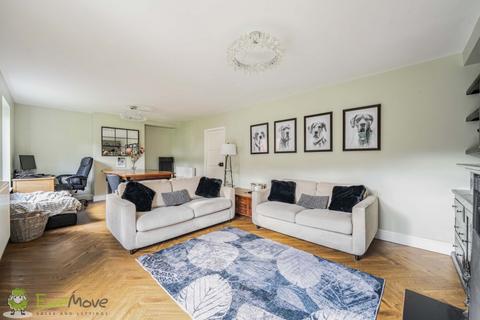 3 bedroom semi-detached house for sale, Coppice Road, Newbury RG20