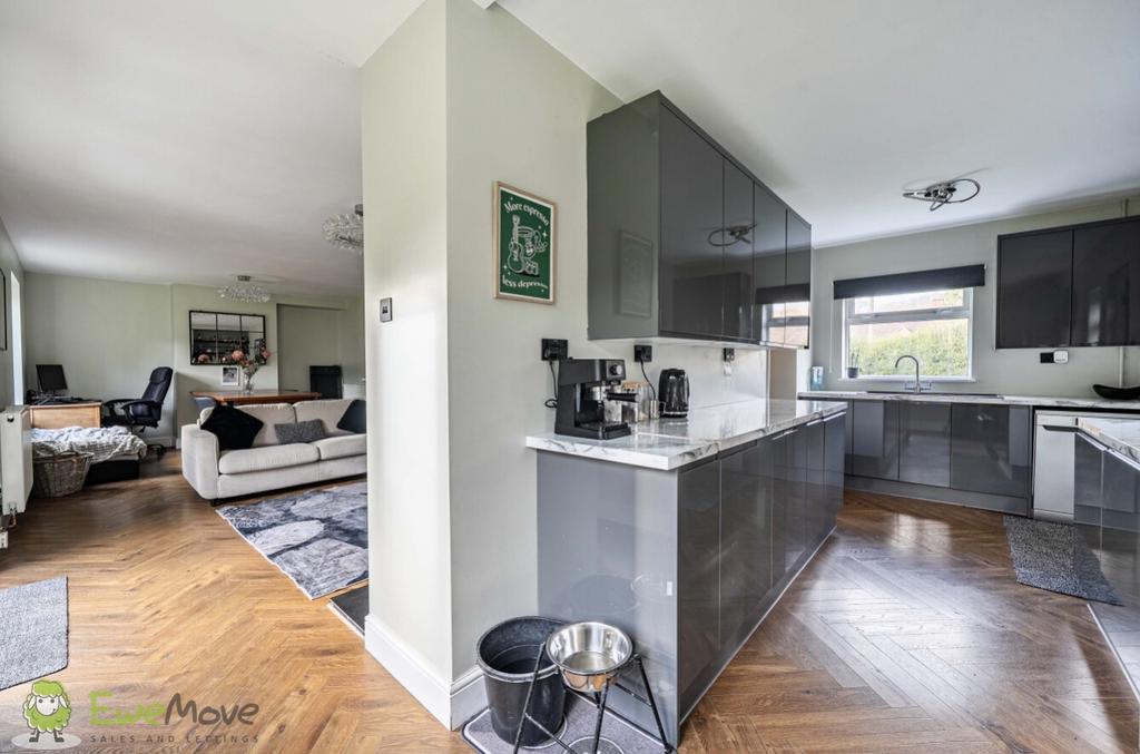Kitchen Breakfast Room