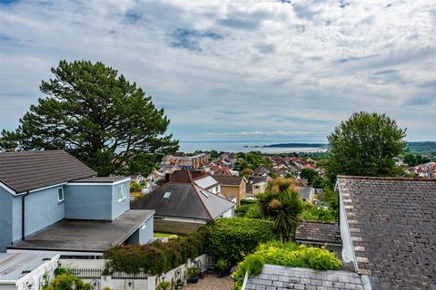3 bedroom detached house for sale, Llwynmawr Road, Sketty, Swansea