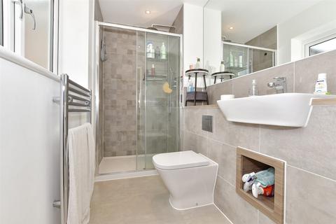 4 bedroom detached house for sale, Seymour Drive, Marden, Marden, Kent