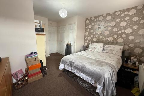 17 Deer Close, Grange Park, Northampton, NN4 5DN