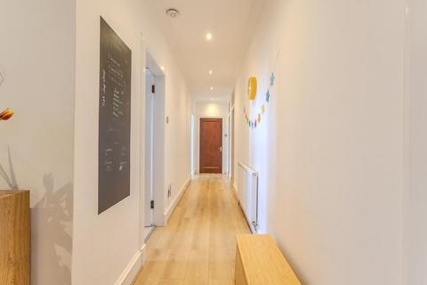 3 bedroom flat for sale, Great Western Road, Anniesland, G13 2TQ