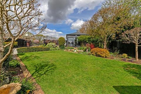 6 bedroom barn conversion for sale, Kiln Lane, Clophill, Bedfordshire, MK45 4DA