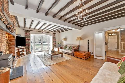 6 bedroom barn conversion for sale, Kiln Lane, Clophill, Bedfordshire, MK45 4DA