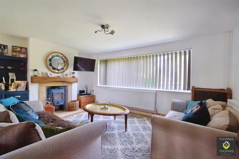 46 Orchard Rise, Tibberton, Gloucester, GL19 3AT