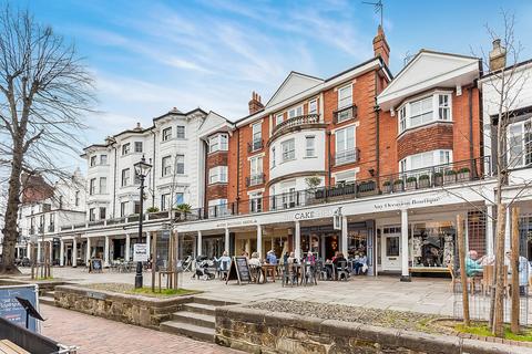 The Pantiles, Tunbridge Wells, TN2