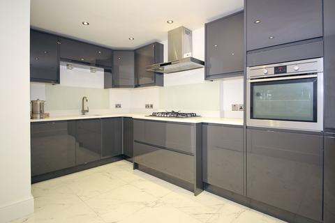 undefined, The Pantiles, Tunbridge Wells, TN2