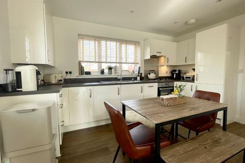 2 bedroom apartment for sale, Colonel Drive, Kent CT20