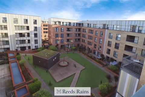 2 bedroom apartment for sale, Maxwell Road, Romford RM7