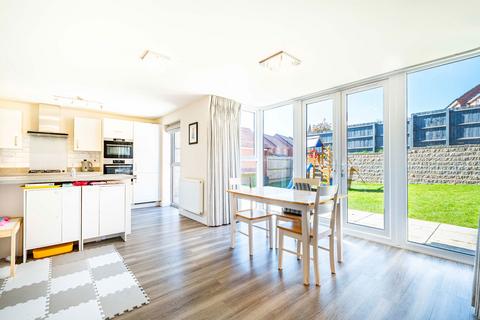 4 bedroom detached house for sale, Leicestershire  LE67