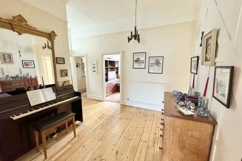 6 Caledon Road, Poole, BH14 9NN