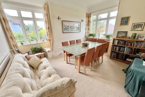 6 Caledon Road, Poole, BH14 9NN