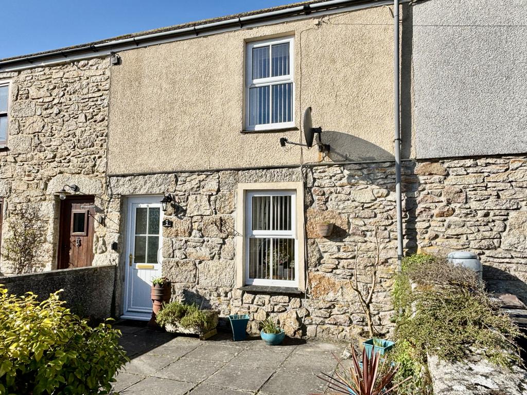 2 Bedroom Mid Terraced House for Sale
