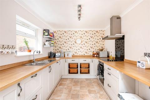 4 bedroom detached house for sale, Gilbert Scott Road, Buckingham, Buckinghamshire, MK18