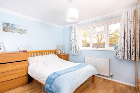4 bedroom detached house for sale, Gilbert Scott Road, Buckingham, Buckinghamshire, MK18