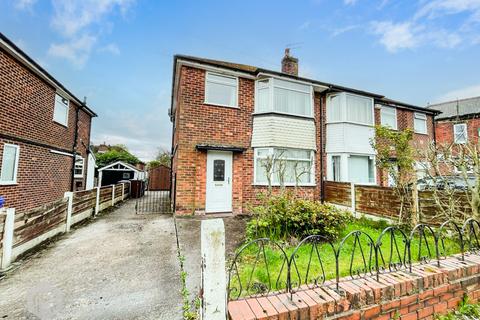 3 bedroom semi-detached house for sale, Crossfield Street, Bury, Greater Manchester, BL9 9TF