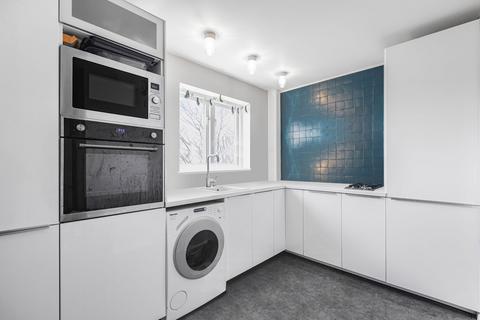 129 Buxhall Crescent, London, E9 5JZ
