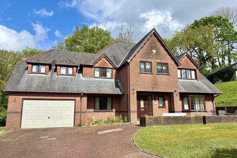 5 bedroom detached house for sale, Clos Llwynallt, Alltwen, Pontardawe, Swansea.