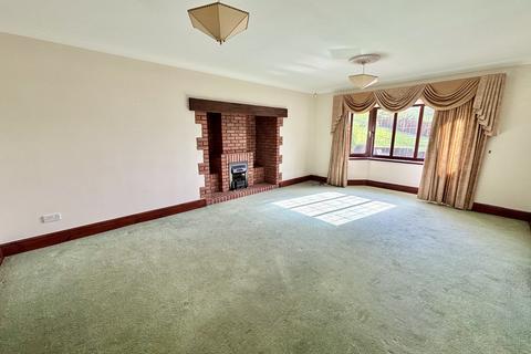 5 bedroom detached house for sale, Clos Llwynallt, Alltwen, Pontardawe, Swansea.